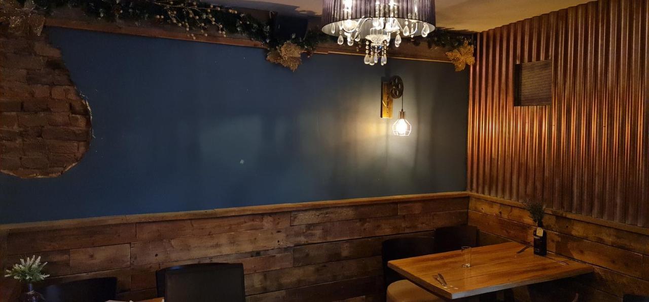 The Waterside Bar, Rooms & Restaurant سوينتون المظهر الخارجي الصورة